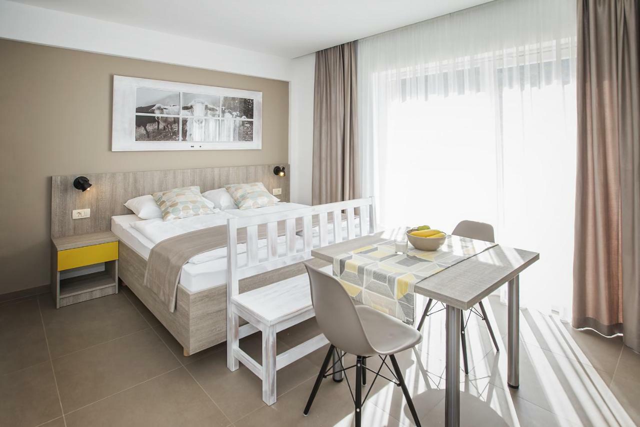 Apartments Capic Marin Baska  Ngoại thất bức ảnh
