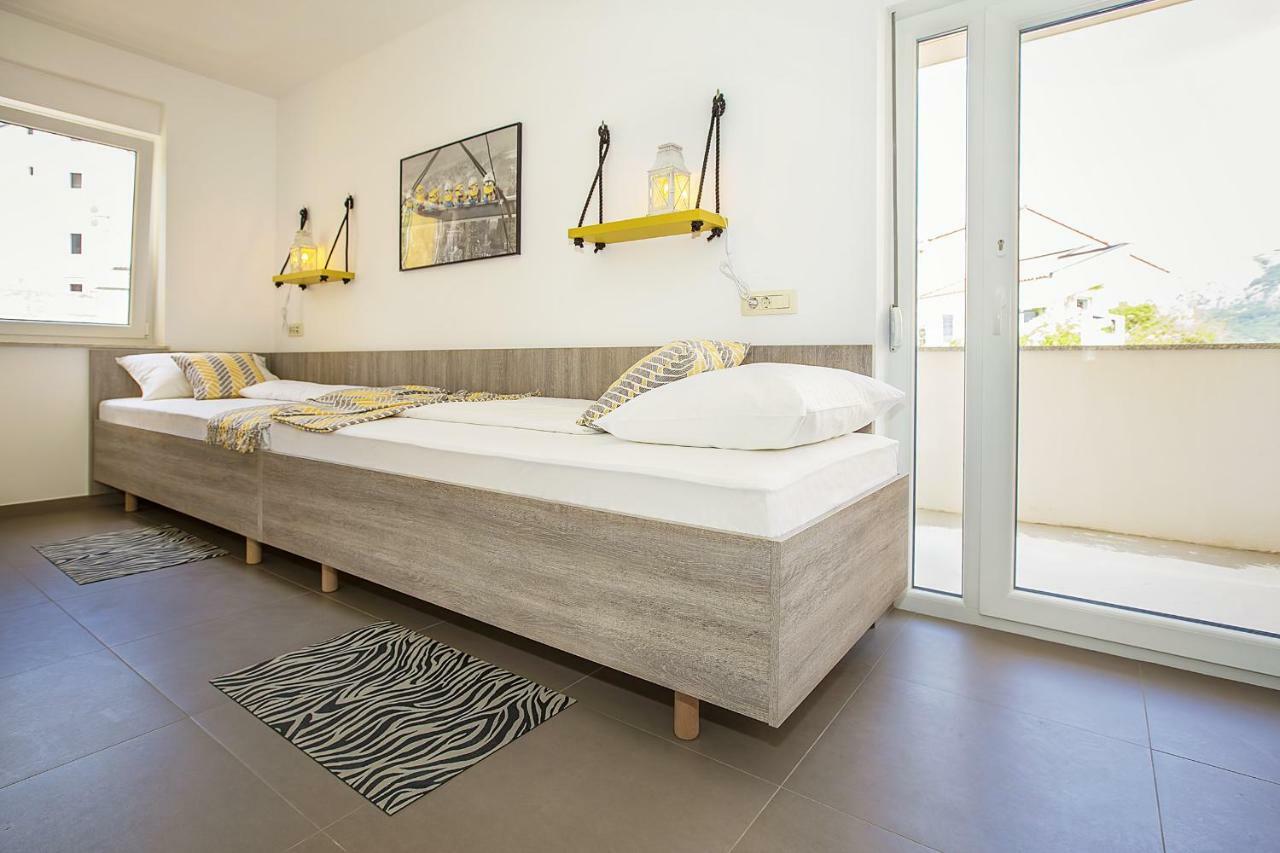 Apartments Capic Marin Baska  Ngoại thất bức ảnh