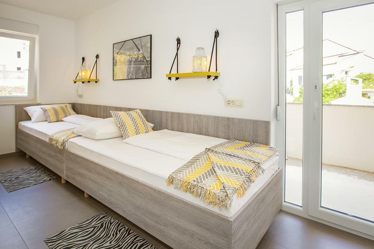 Apartments Capic Marin Baska  Ngoại thất bức ảnh